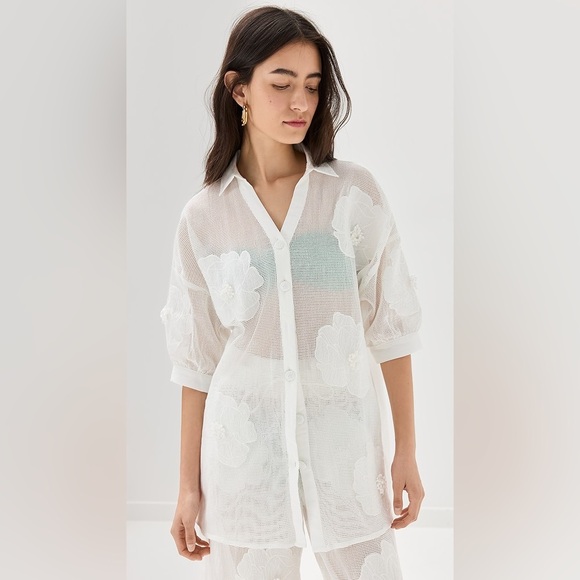 FARM Rio Tops - FARM RIO white flower top size medium